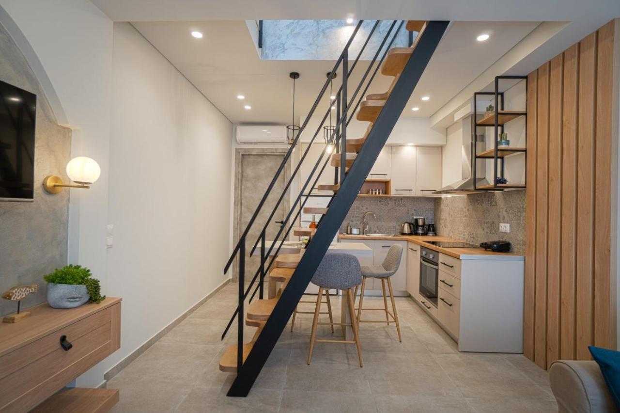 Jacuzzi Maisonette In Sfakia Center 'New 2023' Apartment Khora Sfakion Exterior photo