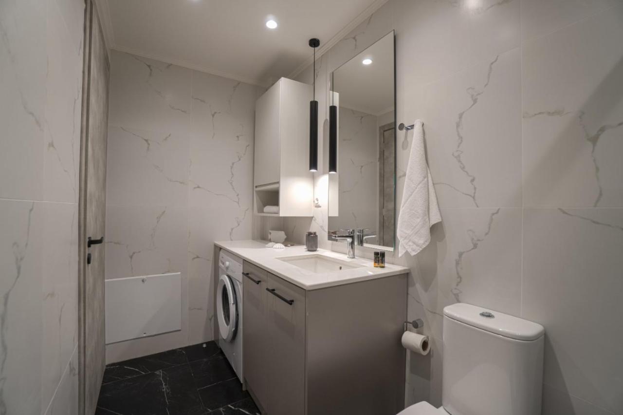 Jacuzzi Maisonette In Sfakia Center 'New 2023' Apartment Khora Sfakion Exterior photo